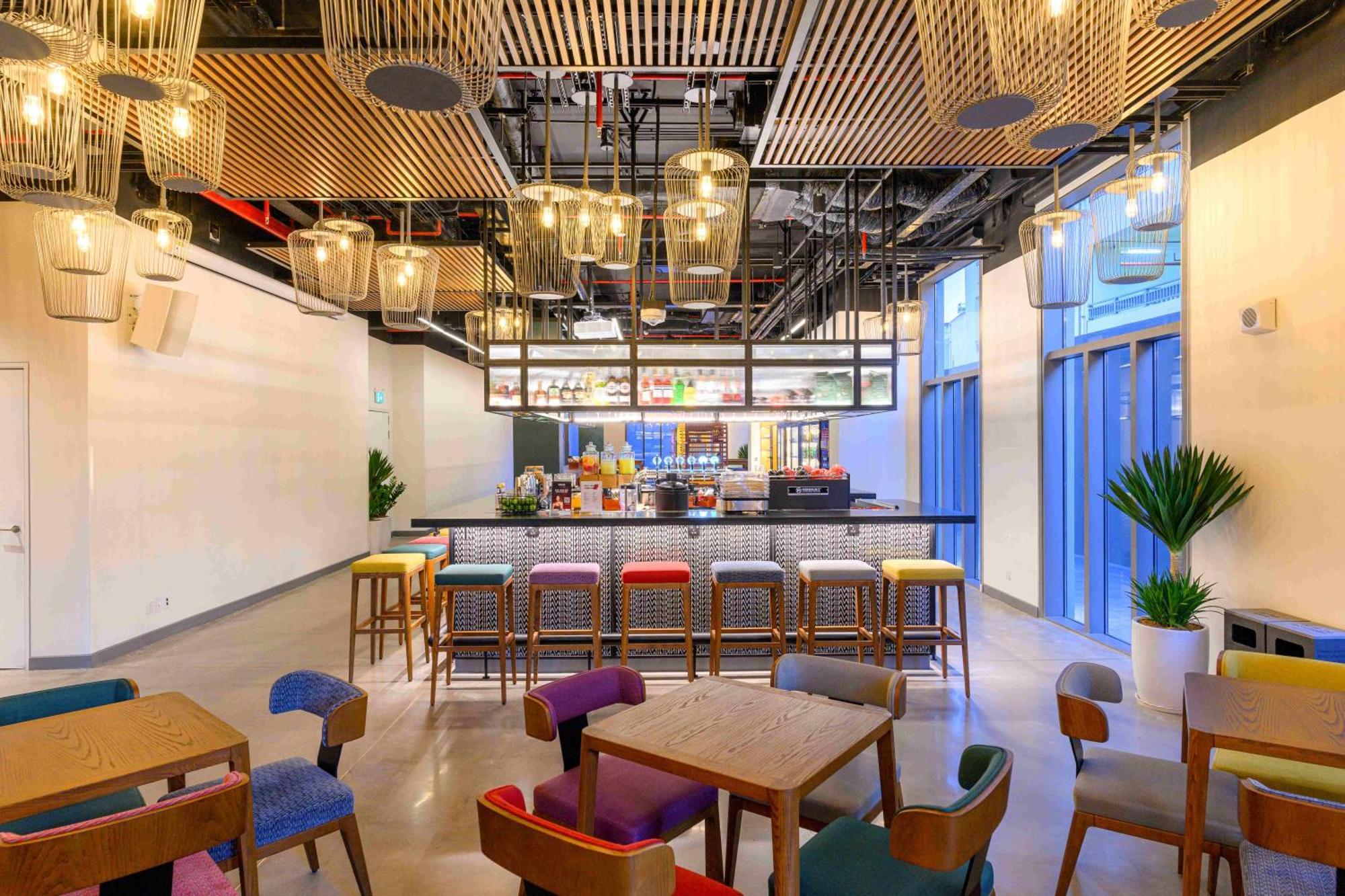 Wink Hotel Can Tho Ninh Kieu Wharf - 24Hrs Stay & Rooftop Pool Bar Exterior photo