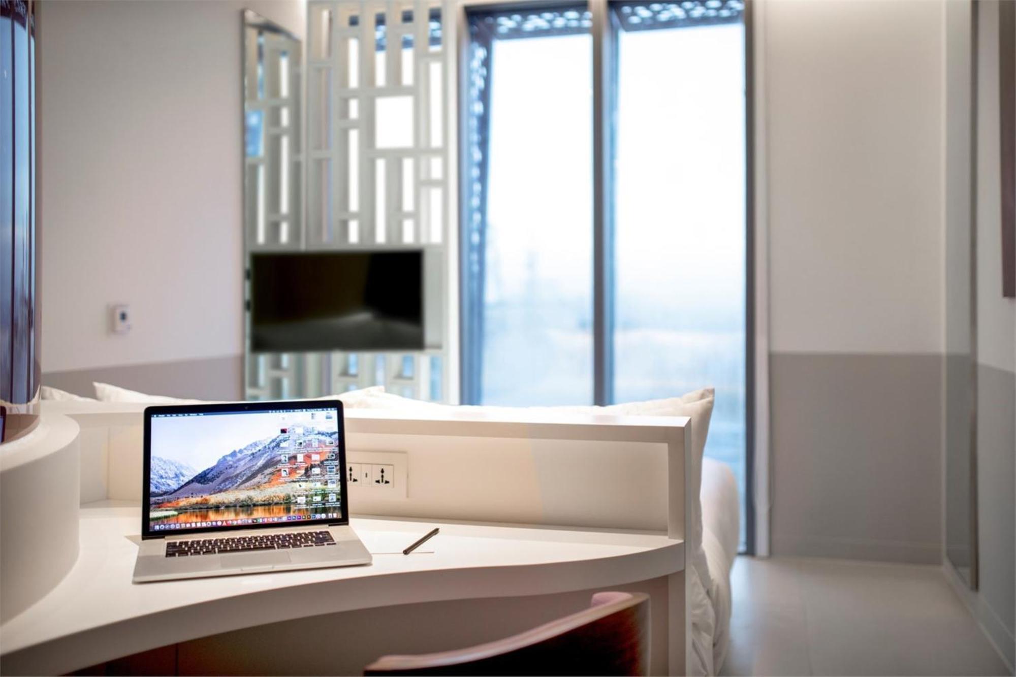 Wink Hotel Can Tho Ninh Kieu Wharf - 24Hrs Stay & Rooftop Pool Bar Exterior photo
